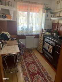 2 Camere decomandat