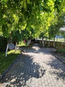 Apartament in Floresti