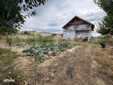 Casa individuala de vanzare, 264 mp si 1005 mp teren - zona Ampoi 3, A