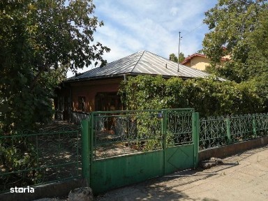 Vand casa veche in comuna Berceni, jud.Ilfov, pretul este pentru teren