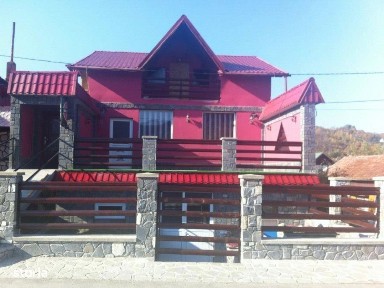 Valea Doftanei - Spațiu 270mp - 150000 Euro