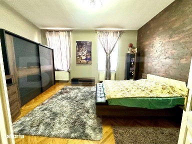 Casa spatioasa cu 5 camere, 210 mp, potrivita pentru locuinta sau bir