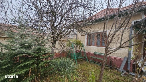 Casa individuala 3 camere, teren 2200 mp, garaj, terasa, pivnita, Pian