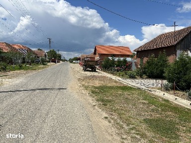 Vand CASA NOUA P+M (2018),st.2700 mp. panouri FOTOVOLTAICE,cu gradina