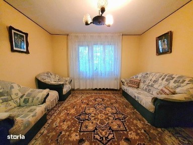 Apartament Onesti zona ultra-centrala, 3 camere, 59 mp
