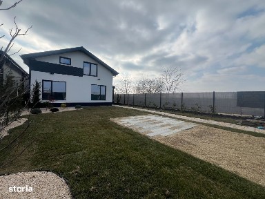 Casă de vânzare | 5 camere | Tunari | 190 mp | 500 mp teren