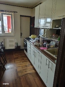 Apartament cu 4 camere, 2 bai si 2 locuri de parcare, Astra
