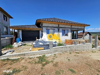Casa finisata la cheie, 4 camere, 500 mp teren, Micesti