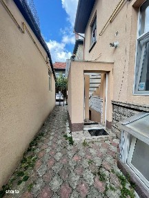 Spatiu pretabil birouri de vanzare