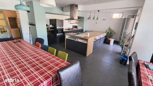 Cazare pentru muncitori, parcare