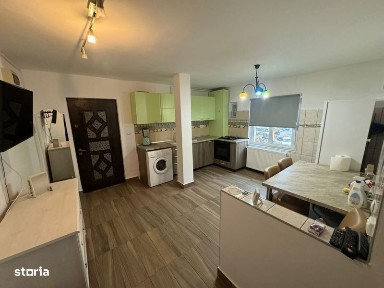 Apartament de închiriat 2 camere, CR VIVU etaj 2