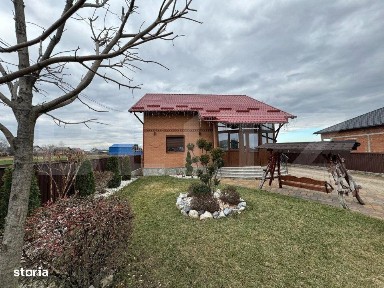 Casa moderna, individuala, Marginea