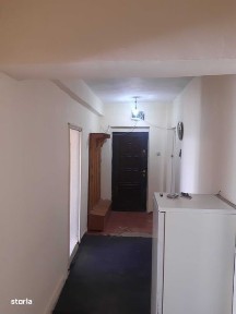 Ap. 2 camere, decomandat, NEAMENAJAT, 53m2, etaj 4/4, bloc CEC, Panciu