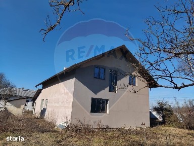 Strada Pietii, Dolhasca, Suceava