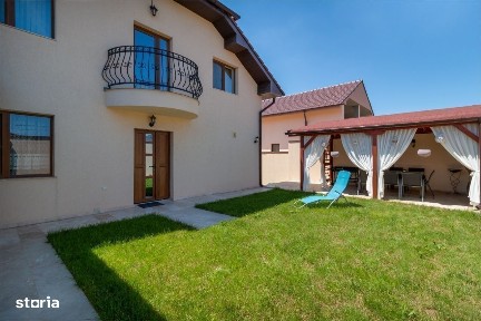 Casa deosebita din categoria lux de vanzare, Baile 1 Mai - RONTAU