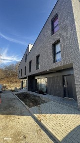 Duplex 4 camere, 130 mp, 3 bai, finisat, Tauti