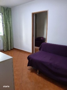 Vand apartament mic cu 2 camere
