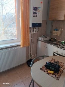 garsoniera 100 de lei / noapte