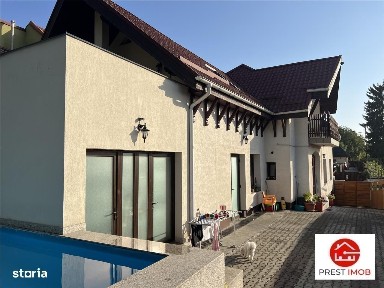 Casa de vanzare in zona Moca de 380 mp utili, cu piscina si curte de 7