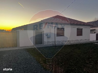 Casă noua 3 camere Lux Sofronea 1080 mp teren