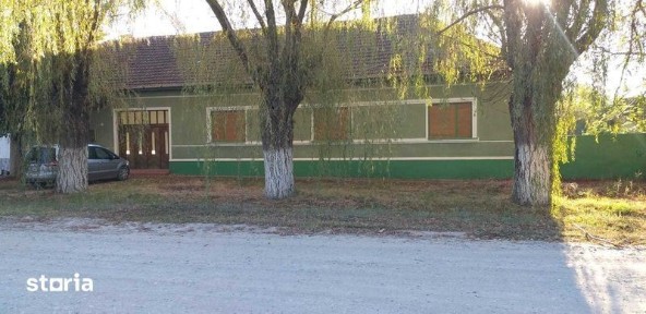 Casa de familie in zona rurala linistita.