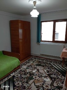 Inchiriez camera cu baie la vila Bucium