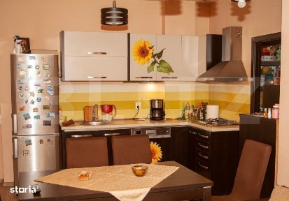 Apartament 3 camere, Schei