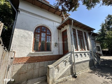 Vila Interbelica 4 Cam. 200 MP | Str. Crinului | Teren 579 MP