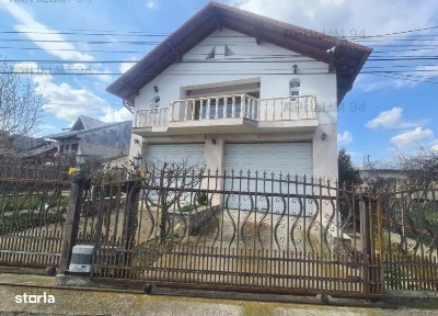 CASA (VILA) DE VANZARE IN CORNU
