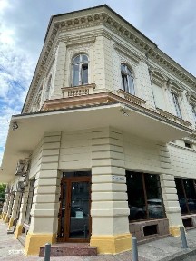 Cladire Istorica de Prestigiu in Centrul Capitalei strada Jaques Elia