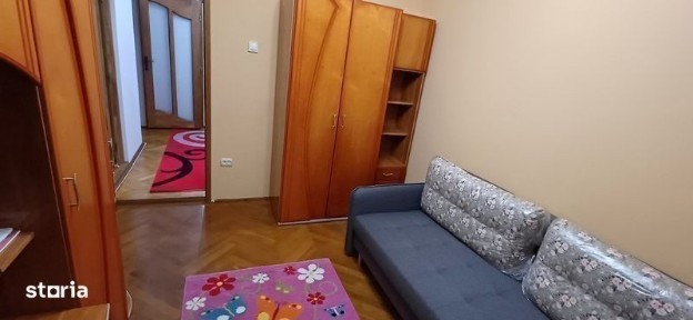 Inchiriez apartament 3 camere 65m2