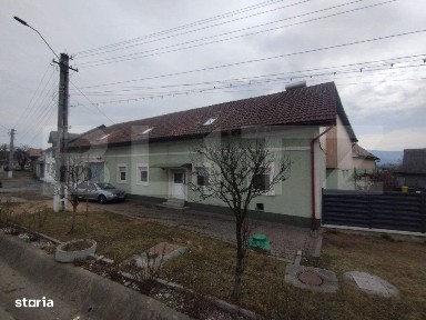 Casa 4 camere,200mp,teren 3000 mp,zona Livezile