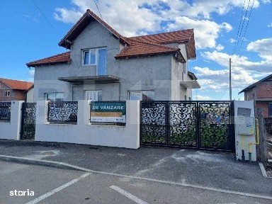 Casa Individuala de vanzare, 220 mp utili, 300 mp teren, front 17 ml