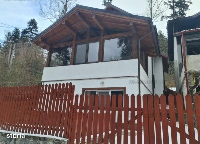 Vilă de vânzare in Sinaia - Zona Cumpătu
