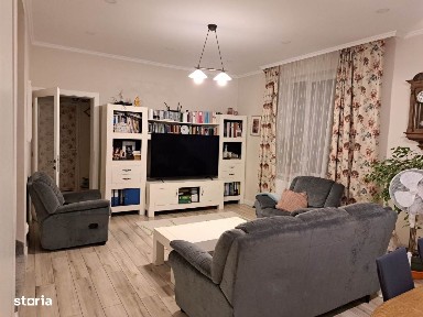 Casa cu etaj mobilată, utilata, 240 mp,teren 400 mp,Semicentral