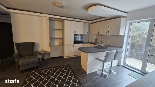 Apartament 3 camere zona Vivo