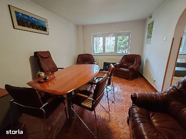 Birou de 50 mp de închiriat - Str. Toamnei