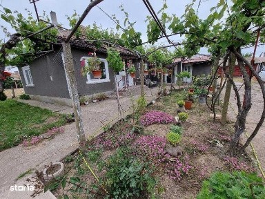 Vand casa Ceamurlia de Jos