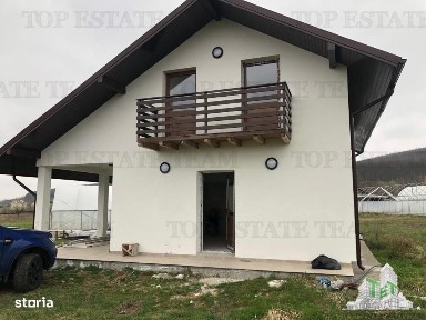 Casa de vanzare in Stanomiru Judetul Valcea cu un teren in suprafata