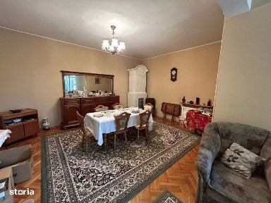 Vila P+1, zona Centru, constructie 1999.