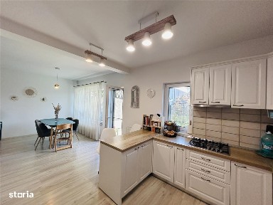 Casă modernă tip triplex în Șelimbăr | 160 mp utili