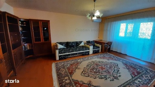 Ultracentral 2 cam Mobilat si Utilat Bloc cu lift Independentei