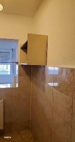 Dau in chirie garzoniera