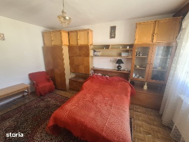 Garsoniera de vanzare in Azuga