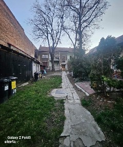 Apartament cu 3 camere la casă de vânzare - Str. Tudor Vladimirescu