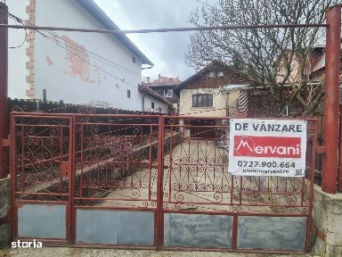 Casa de vanzare in Poiana Tapului