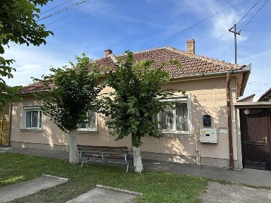 Casa de Vanzare 6 camere, incalzire pe gaz
