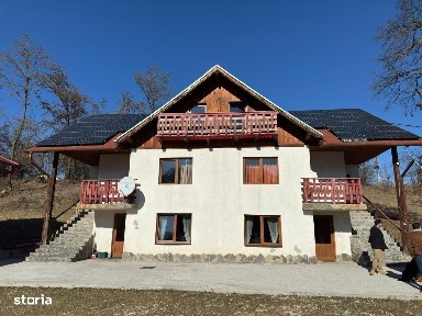 Clădire cu Garsoniere de Închiriat în Geamăna