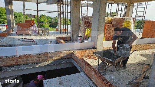 Casa de vanzare tip duplex Valea Voievozilor