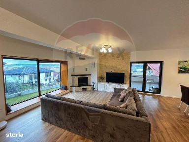 Casă individuală cu 4 dormitoare de vânzare str Planoarelor Dezmir